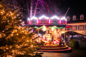 Ruedesheimer weihnachtsmarkt 15 Kinderkarussell Miniatur